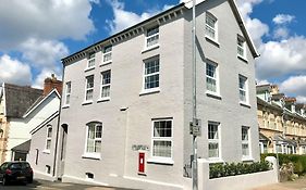 No 22 B&B